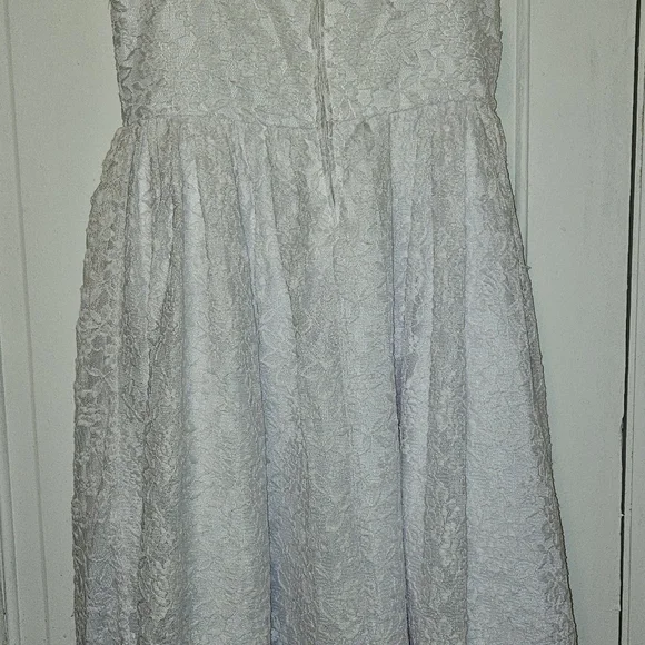 Cinderella Couture Child's 12 Lace Dress white - Picture 2 of 4